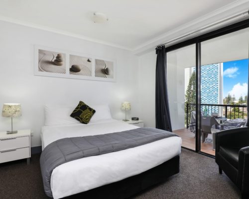 607-2-bedroom-broadbeach-accommodation-neptune-resort2