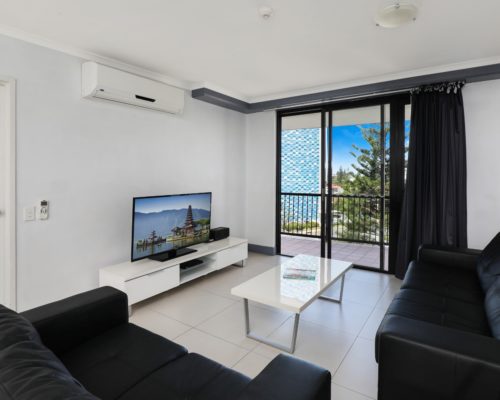 607-2-bedroom-broadbeach-accommodation-neptune-resort5