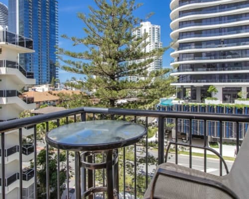 broadbeach-2-bedroom-holiday-accommodation(9)