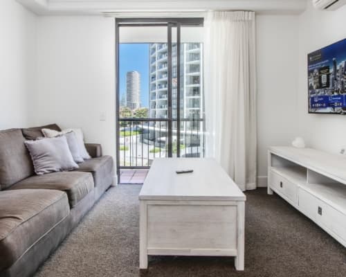 broadbeach-superior-1-bedroom-holiday-accommodation(1)